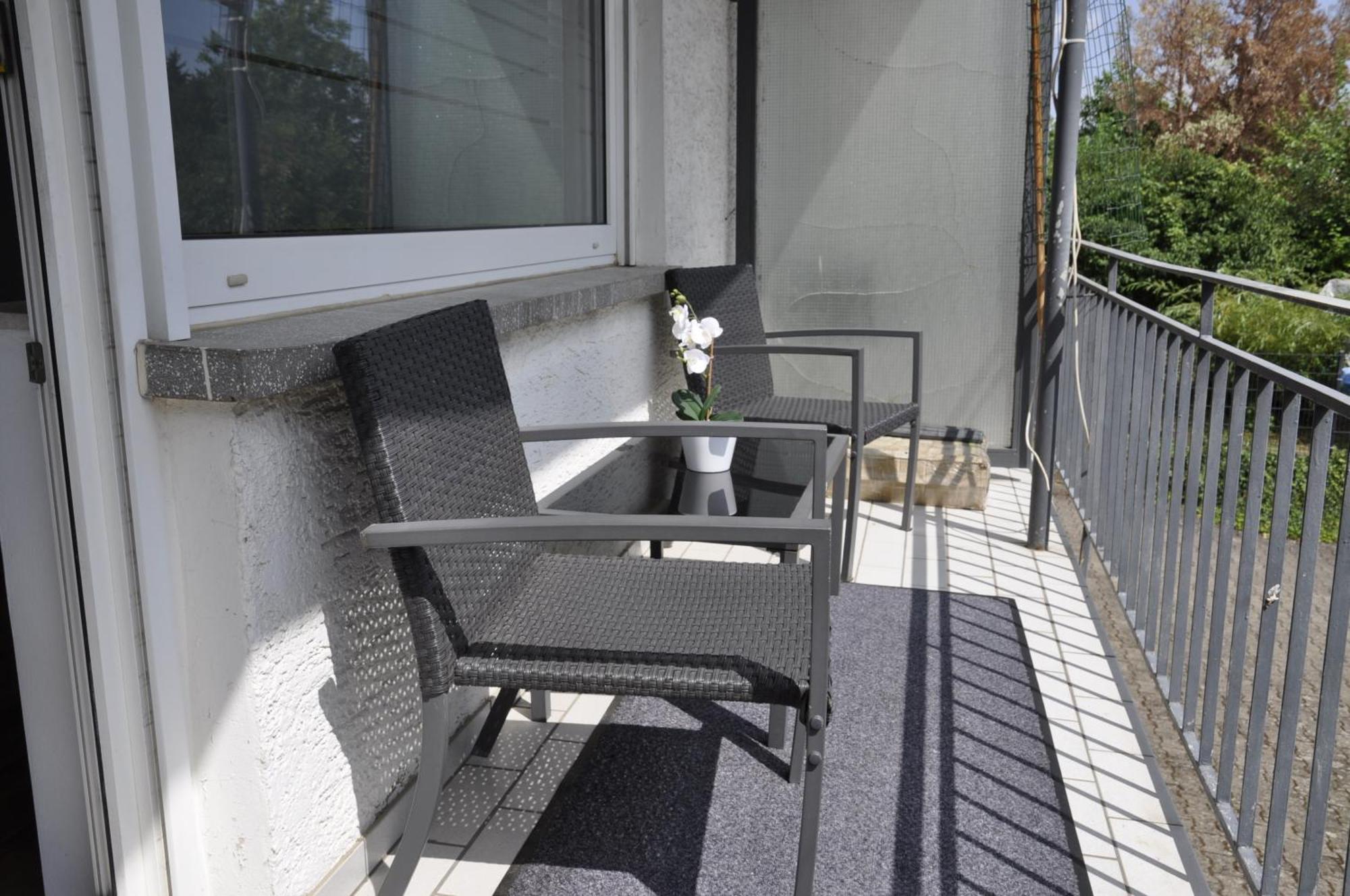 Kurstadt Apt Moderne 2Zkb Balkon-Pkw- Stellplatz Check-In 7-24 H באד נאוהיים מראה חיצוני תמונה