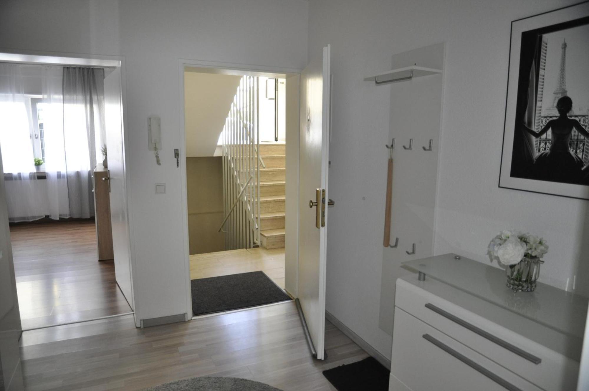 Kurstadt Apt Moderne 2Zkb Balkon-Pkw- Stellplatz Check-In 7-24 H באד נאוהיים מראה חיצוני תמונה