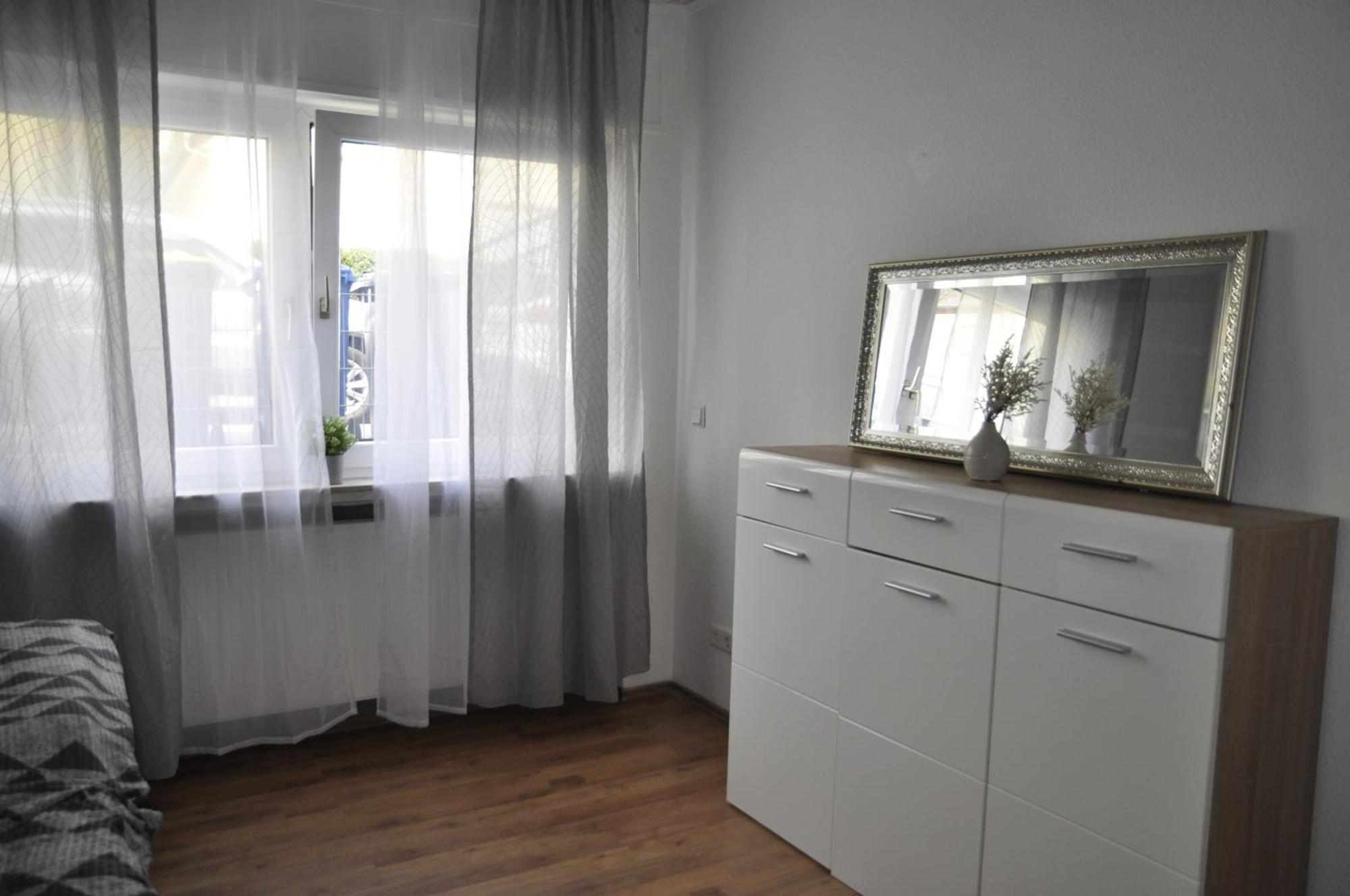 Kurstadt Apt Moderne 2Zkb Balkon-Pkw- Stellplatz Check-In 7-24 H באד נאוהיים מראה חיצוני תמונה