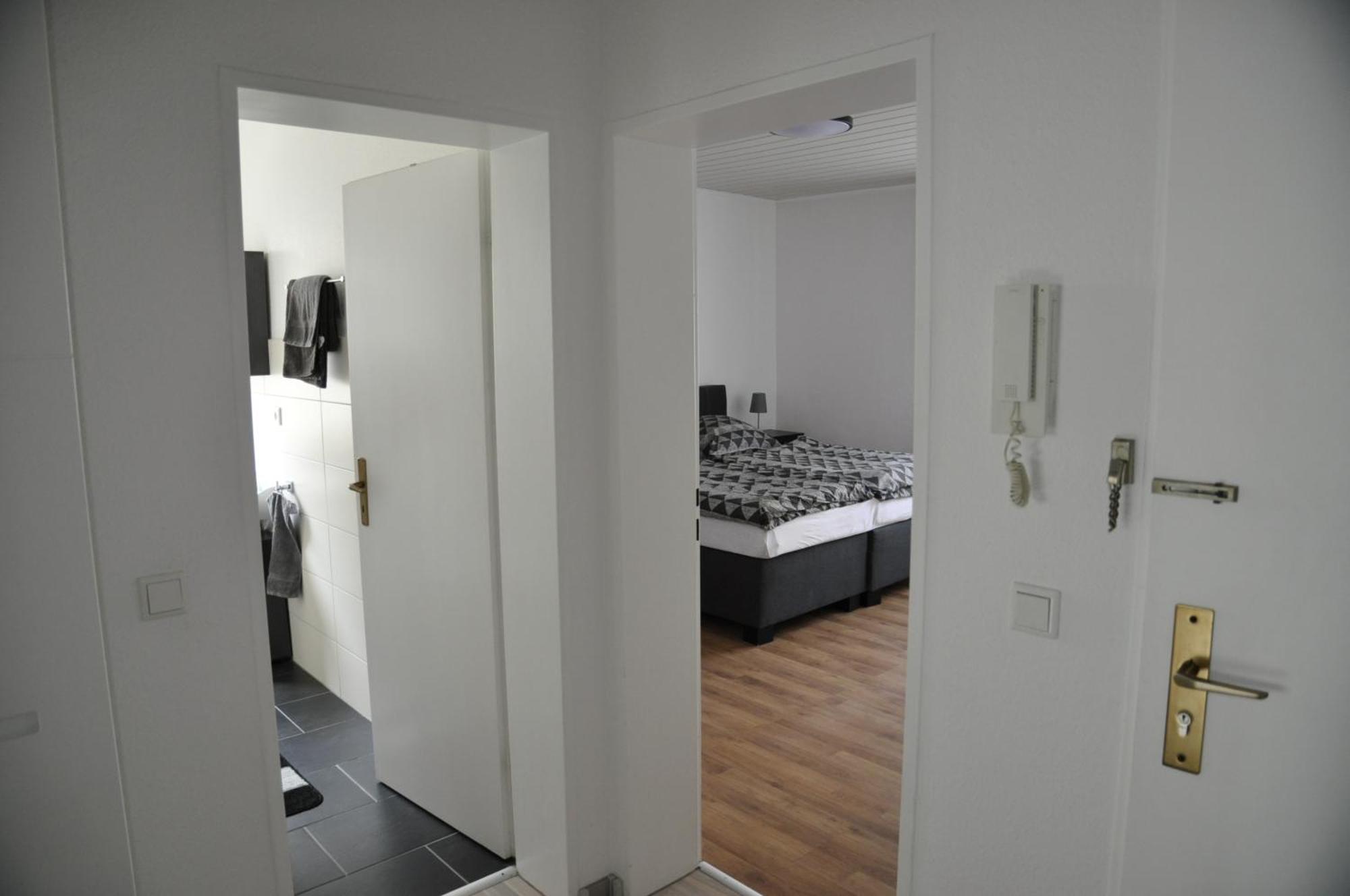 Kurstadt Apt Moderne 2Zkb Balkon-Pkw- Stellplatz Check-In 7-24 H באד נאוהיים מראה חיצוני תמונה