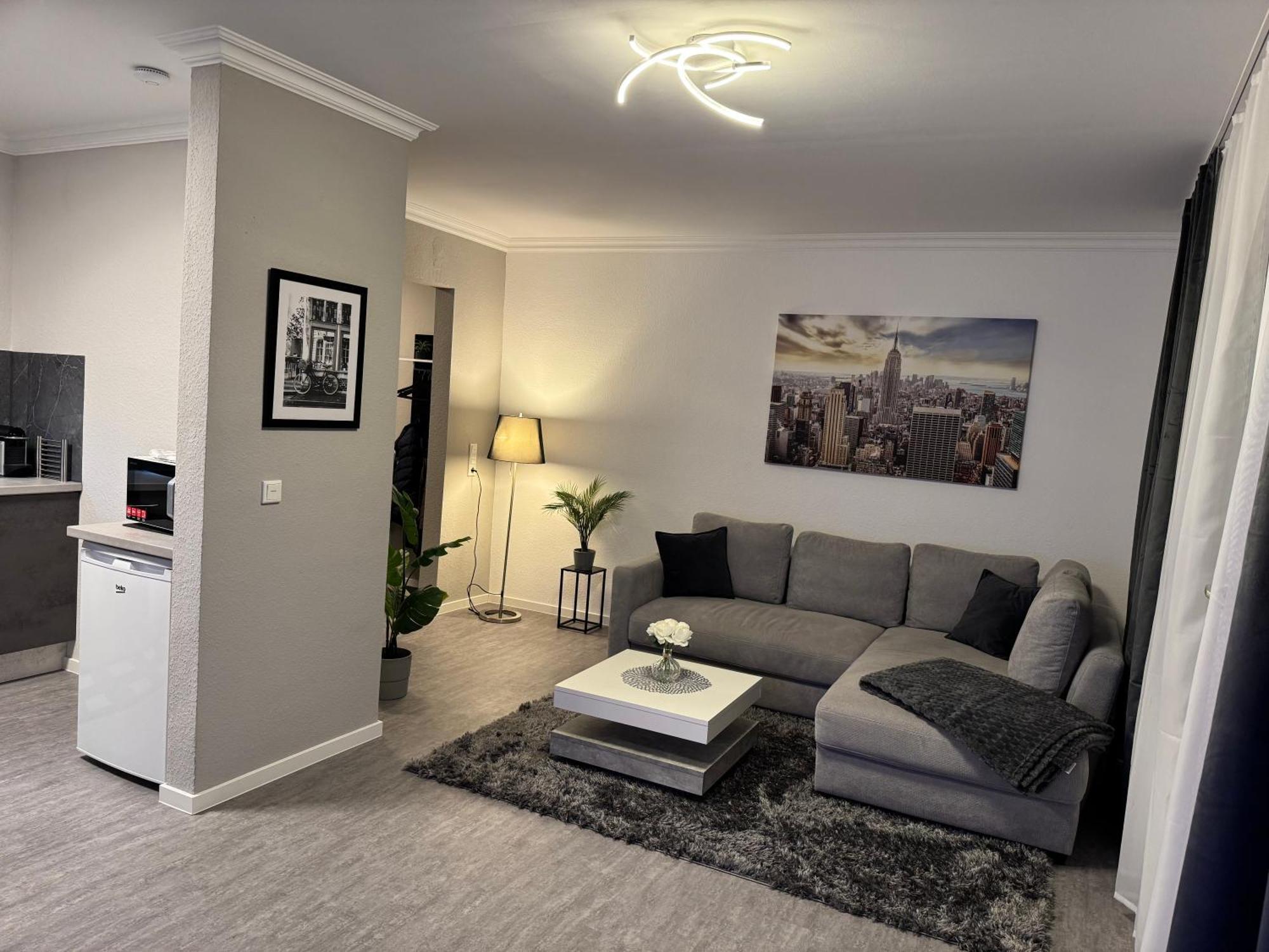 Kurstadt Apt Moderne 2Zkb Balkon-Pkw- Stellplatz Check-In 7-24 H באד נאוהיים מראה חיצוני תמונה