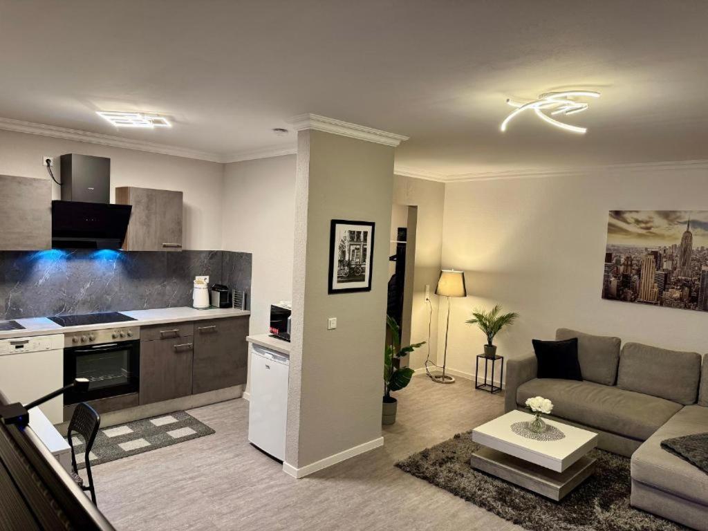 Kurstadt Apt Moderne 2Zkb Balkon-Pkw- Stellplatz Check-In 7-24 H באד נאוהיים מראה חיצוני תמונה